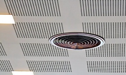 Grille aération VMC plafond Nice - Installation ventilation Alpes-Maritimes